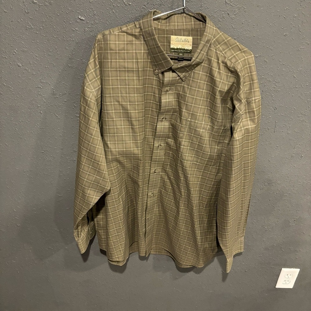 Men’s Cabelas Button Down Shirt